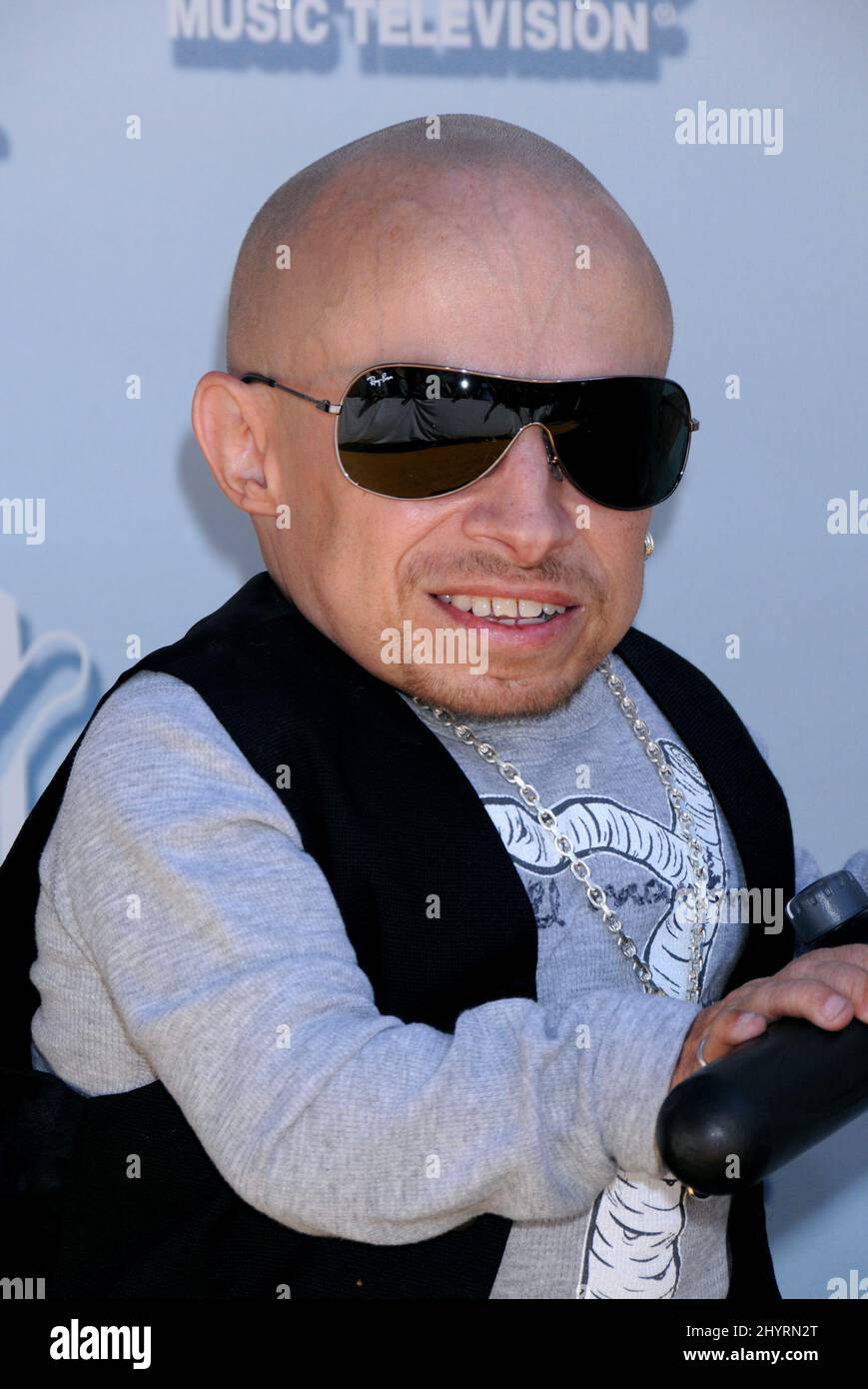 Verne Troyer arriving at the 2008 MTV Movie Awards, Universal Studios, Los Angeles. Stock Photo