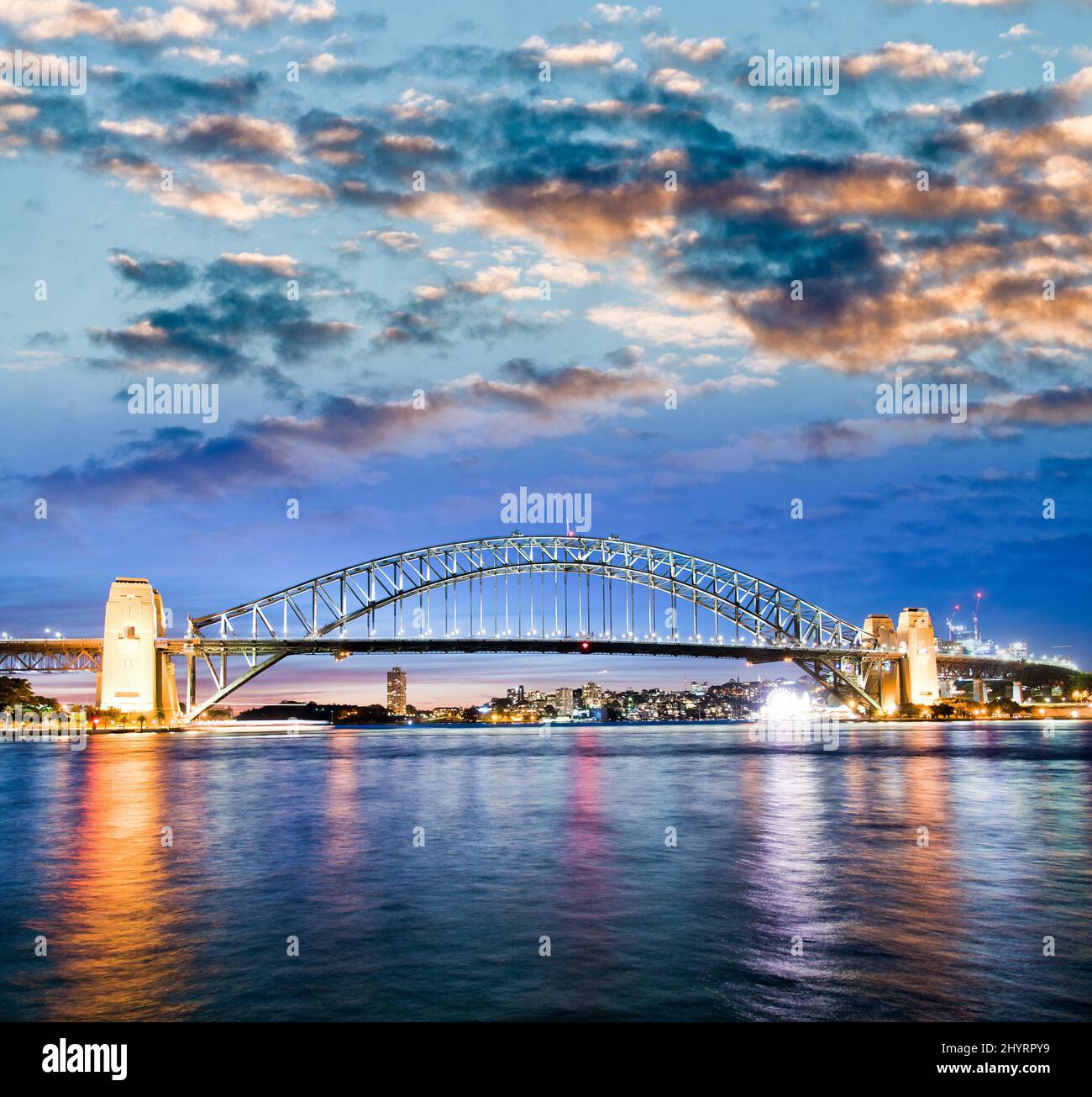 Sydney Harbor Bridge at night, Australia Stock Photo - Alamy