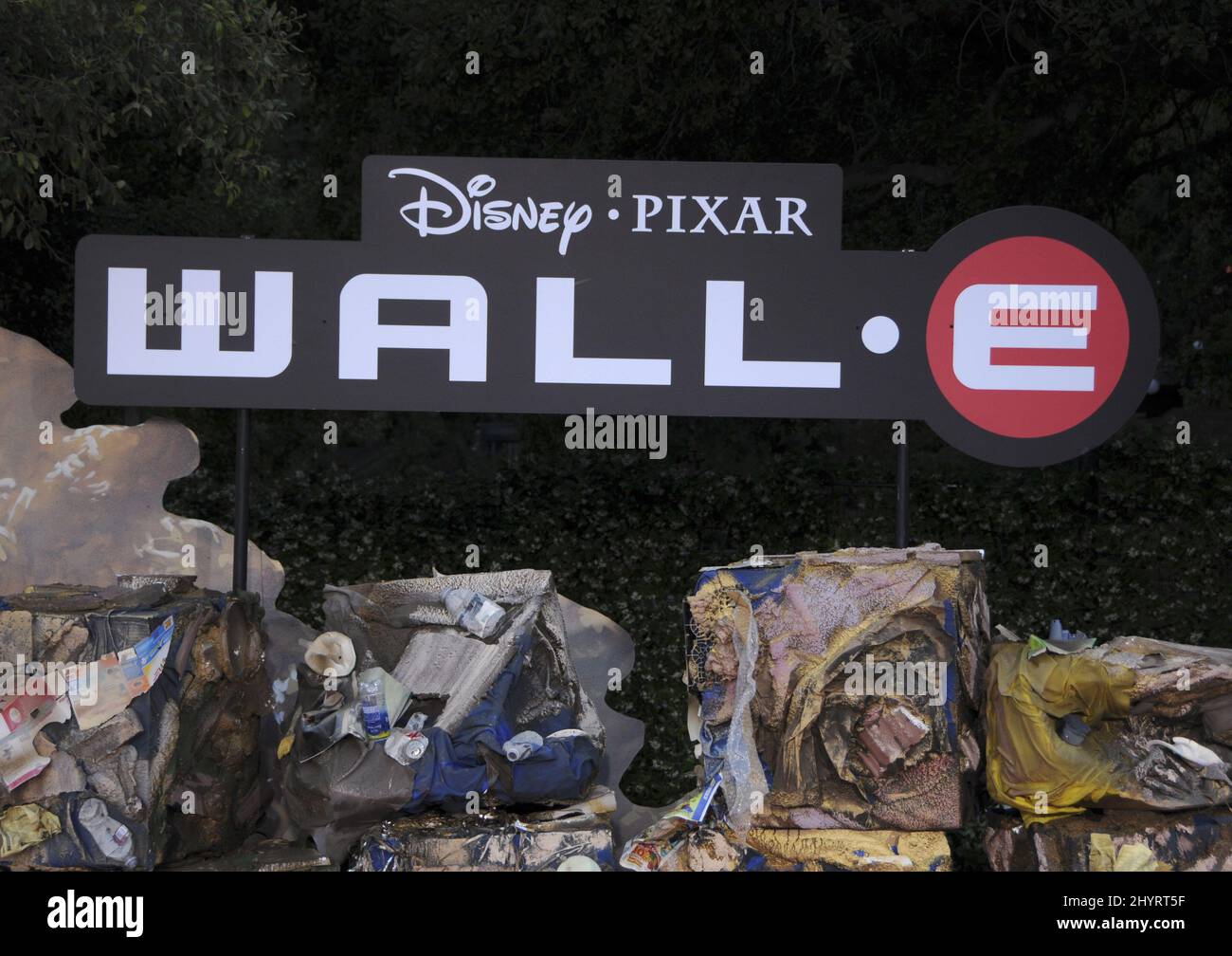 Atmosphere At The World Premiere Of Disney Pixar S Wall E At The Greek Theatre In Los Angeles Stock Photo Alamy