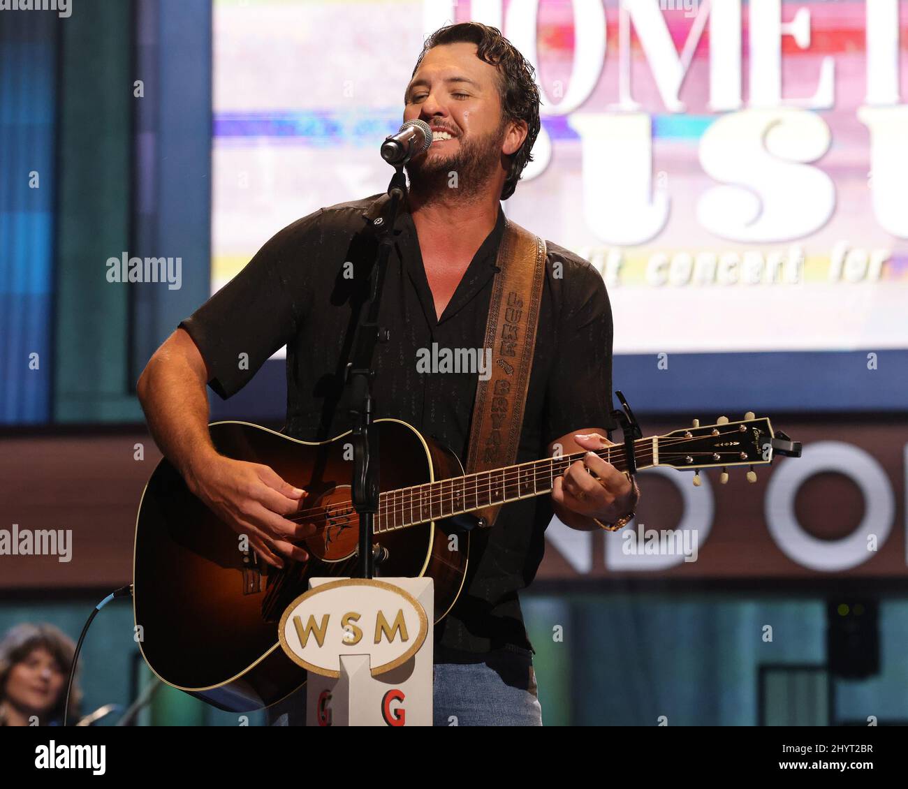 Luke Bryan performing onstage at Loretta Lynn's Friends: Hometown Rising benefit concert with proceeds benefiting the United Way of Humphreys County on September 13, 2021 in Nashville, TN. Stock Photo