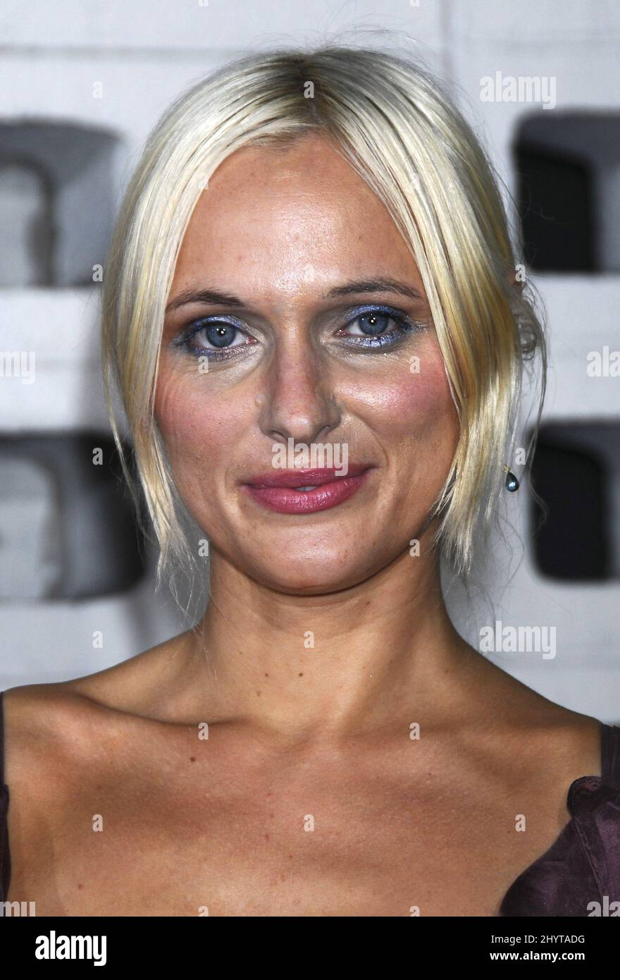 Dominika Wolski arriving at the premiere for Rocknrolla, at the Pacific Cinerama Dome in Los Angeles. Stock Photo