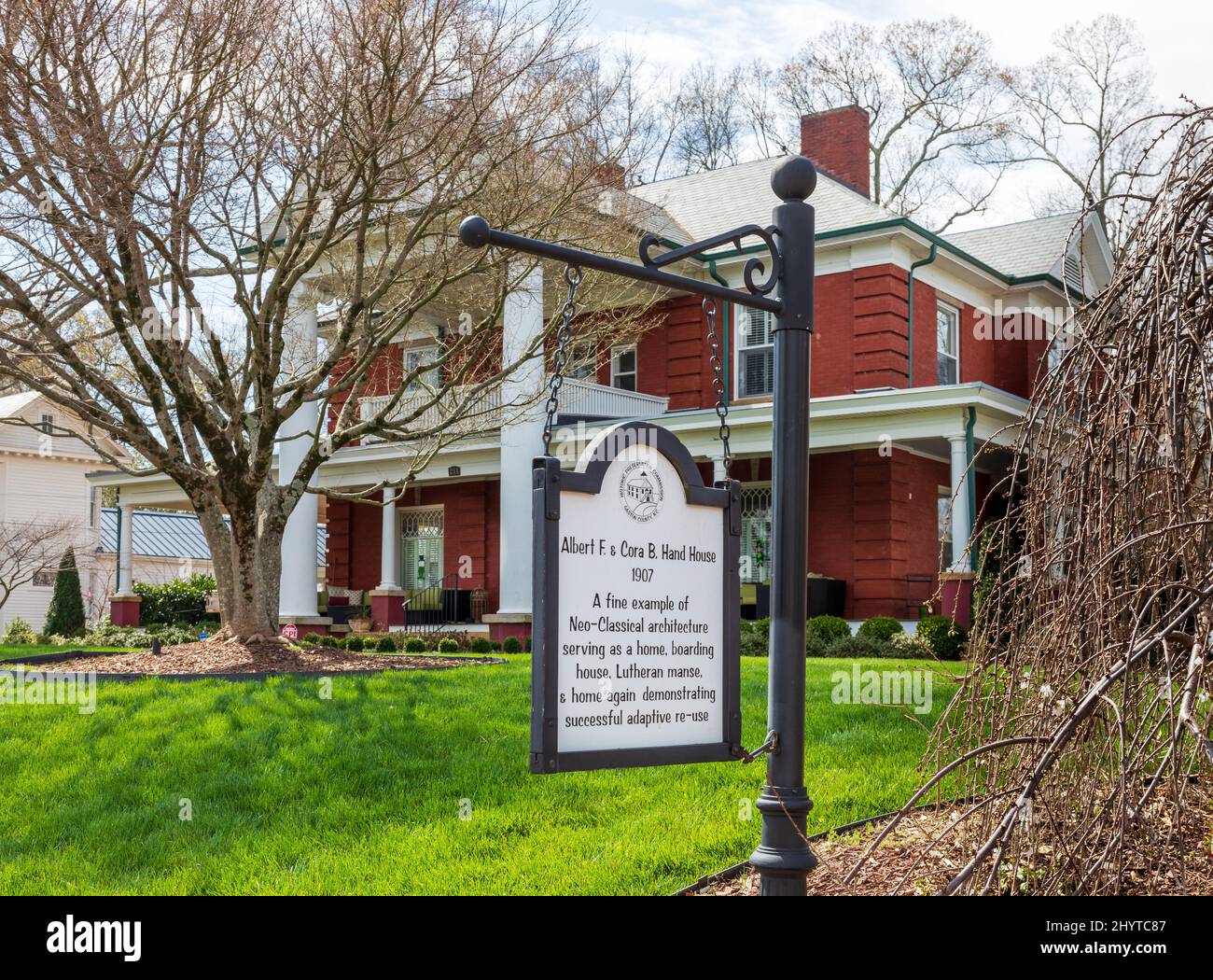 BELMONT, NC, USA-8 MARCH 2022: The Albert F. and Cora B. Hand House, vintage 1907, on N. Main street. Stock Photo