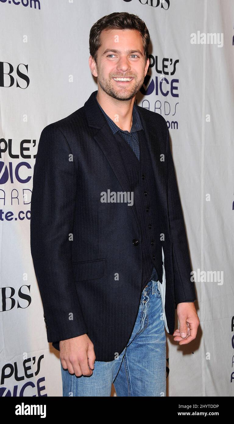 Joshua Jackson arriving at the 35th People's Choice Awards Nominations