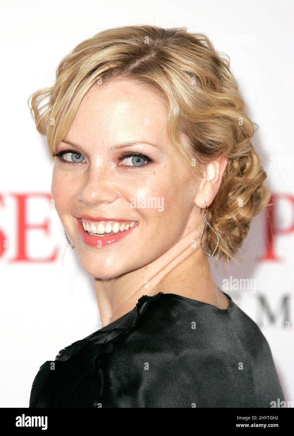 Sarah Jane Morris at the Los Angeles premiere of Seven Pounds at the ...