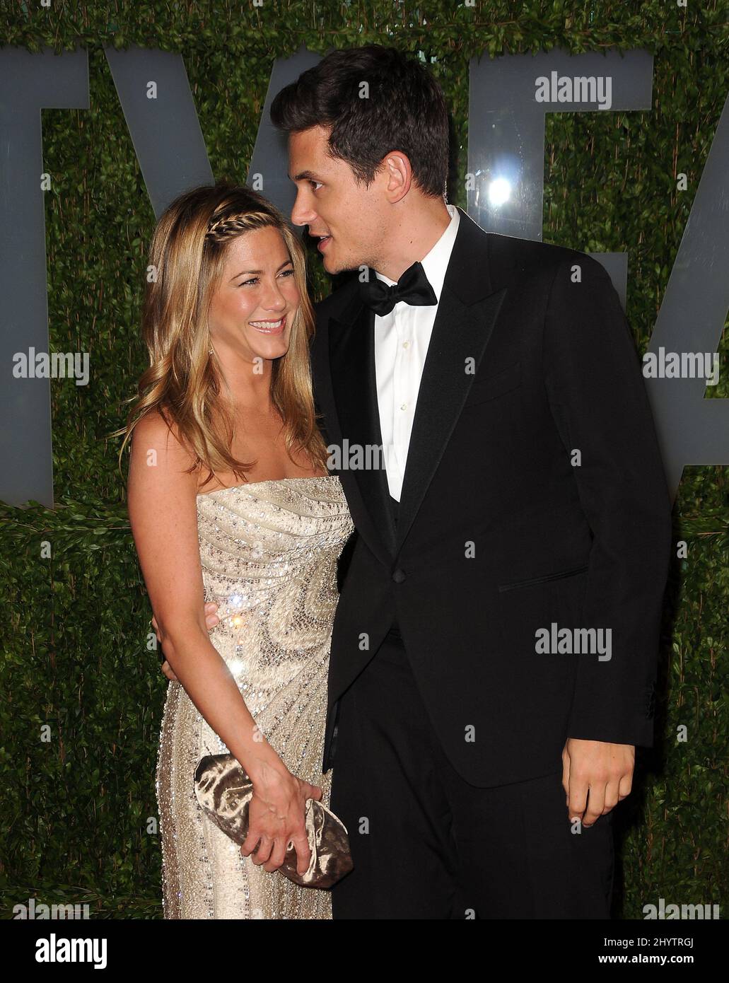 John Mayer Jennifer Aniston Pool