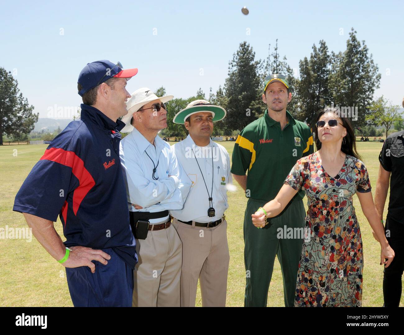 Graham Hick, Michael Kasprowicz, Tracey Ullman at the Westfield