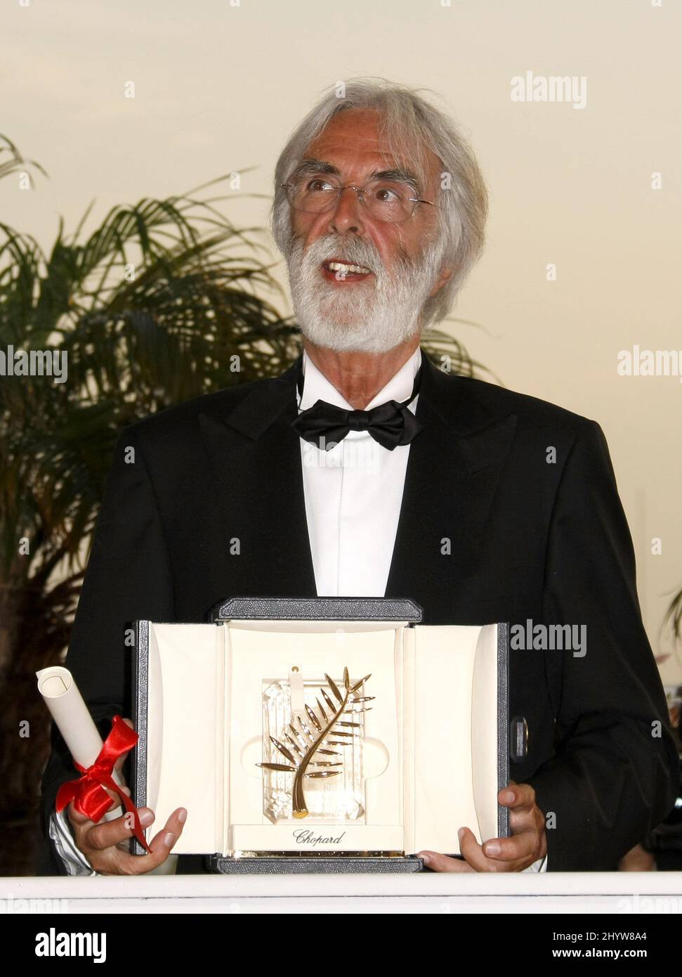Austrian director Michael Haneke posing with the Palme d'Or award he received for the film 'The White Ribbon', at a photo call following the awards ceremony, during the 62nd International film festival in Cannes. Stock Photo