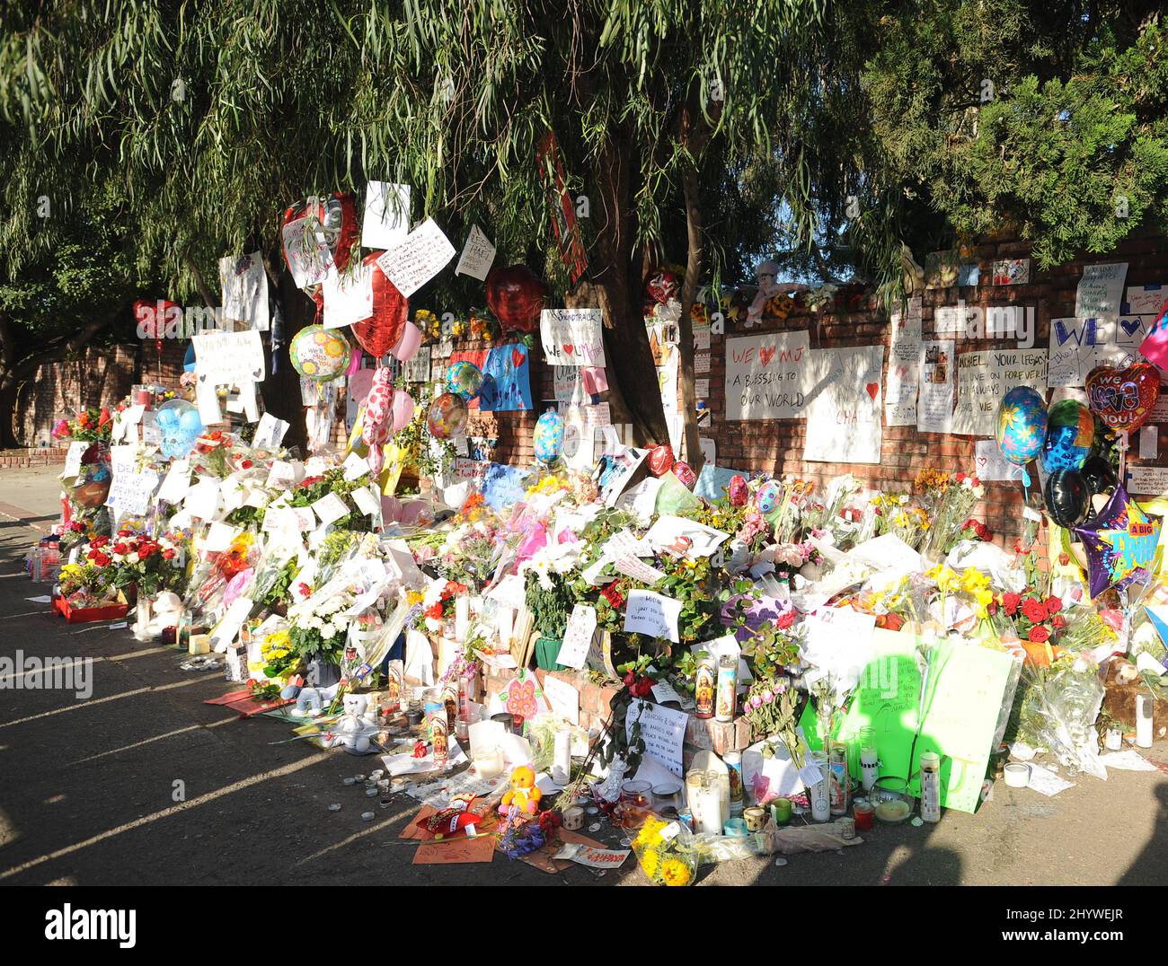 Michael Jackson memorials are seen outside his family home in Encino, California. Stock Photo