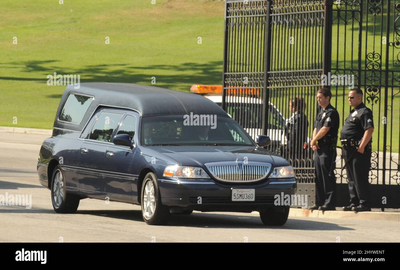 Michael Jackson's Hearse At The Michael Jackson Funeral Service At ...