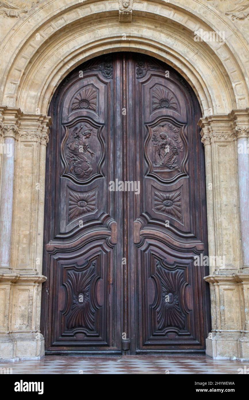 Antique wood door Stock Photo Alamy