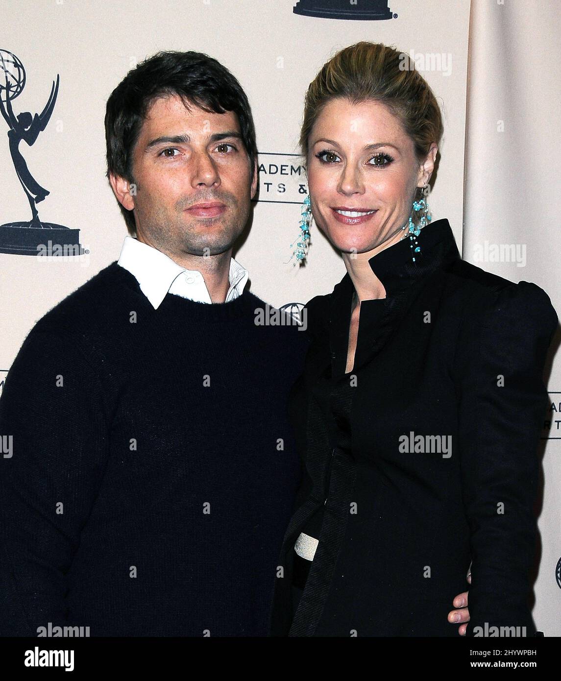 Julie Bowen, Scott Phillips at the Academy of Television Arts and Sciences presents An Evening with 'Modern Family' held at the Leonard H. Goldenson Theatre in North Hollywood, California. Stock Photo