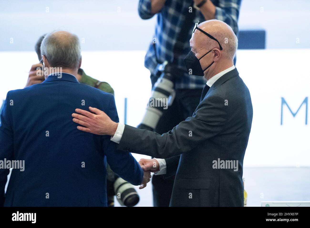left to right Peter PETERS, candidate for DFB President, congratulates Bernd NEUENDORF on his election as DFB President, 44th Ordinary DFB Bundestag on March 11th, 2022 in Bonn/ Germany. Â Stock Photo