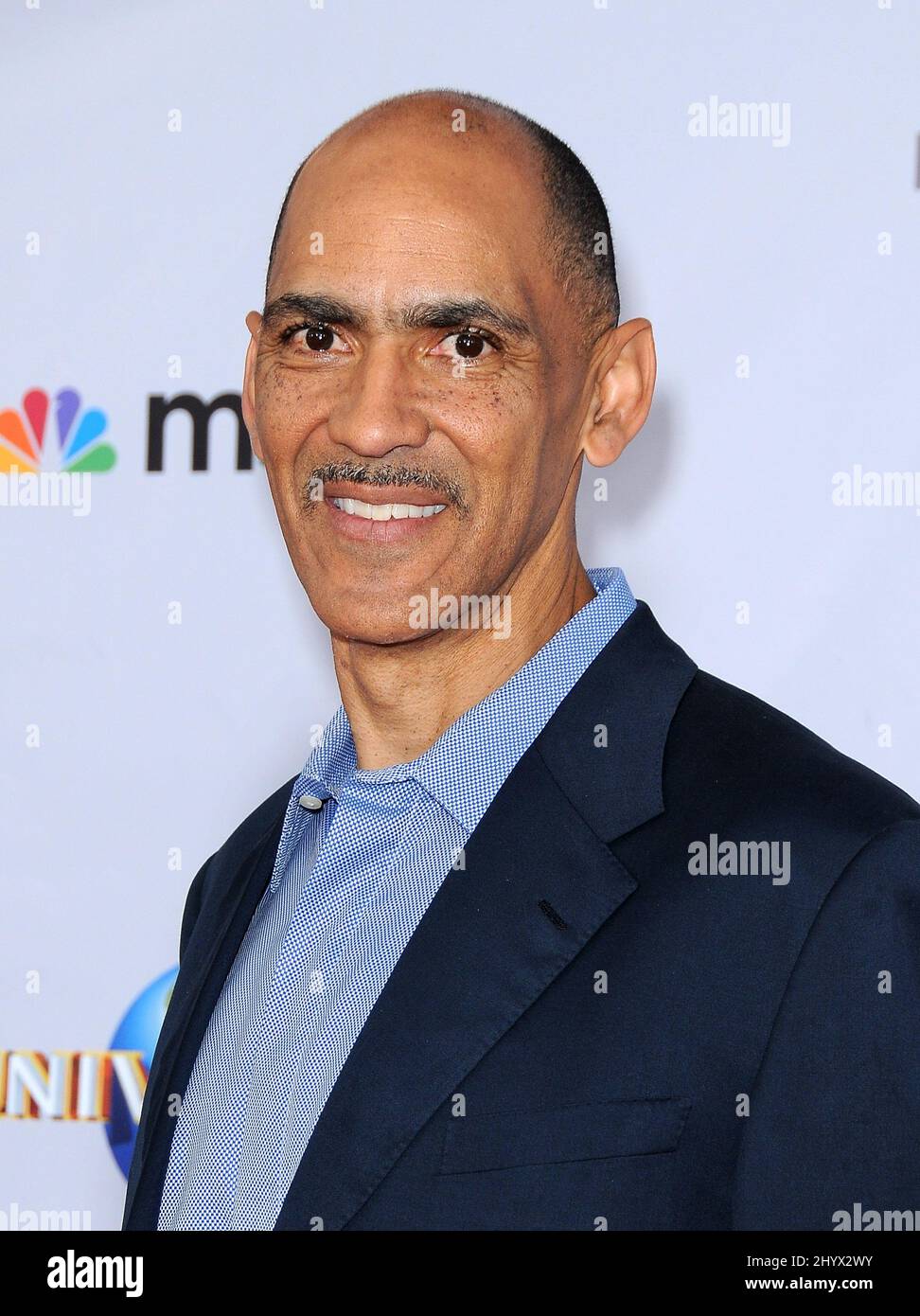 Tony dungy nbc hi-res stock photography and images - Alamy