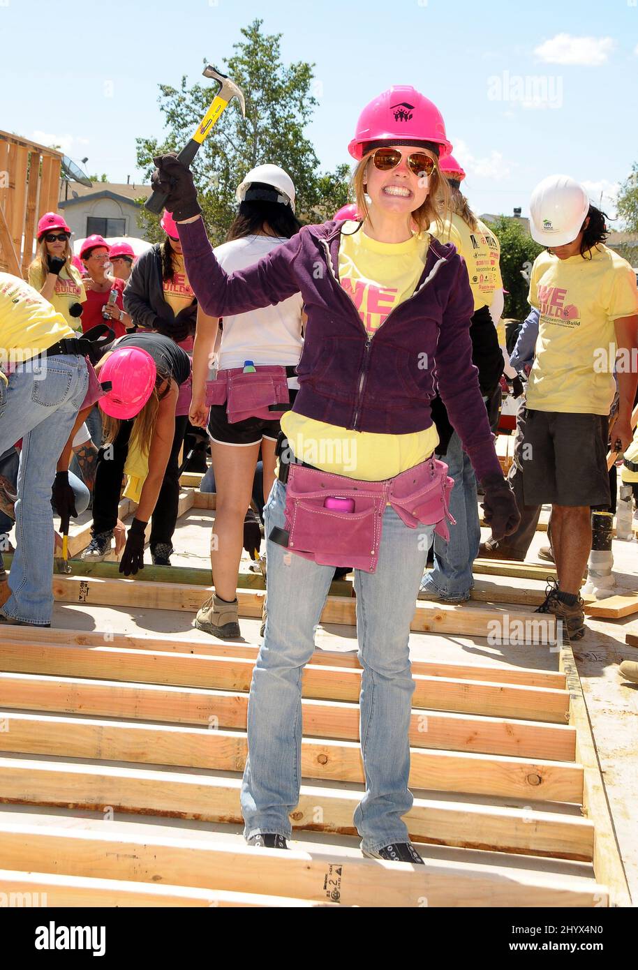 Molly Burnett during the 'Habitat for Humanity' Help Build Affordable Housing project in the San Fernando Valley, California Stock Photo