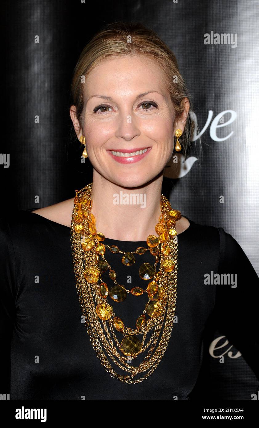 Kelly Rutherford Silver Kelly Rutherford during the 35th Annual Gracie Awards Gala held at the ...