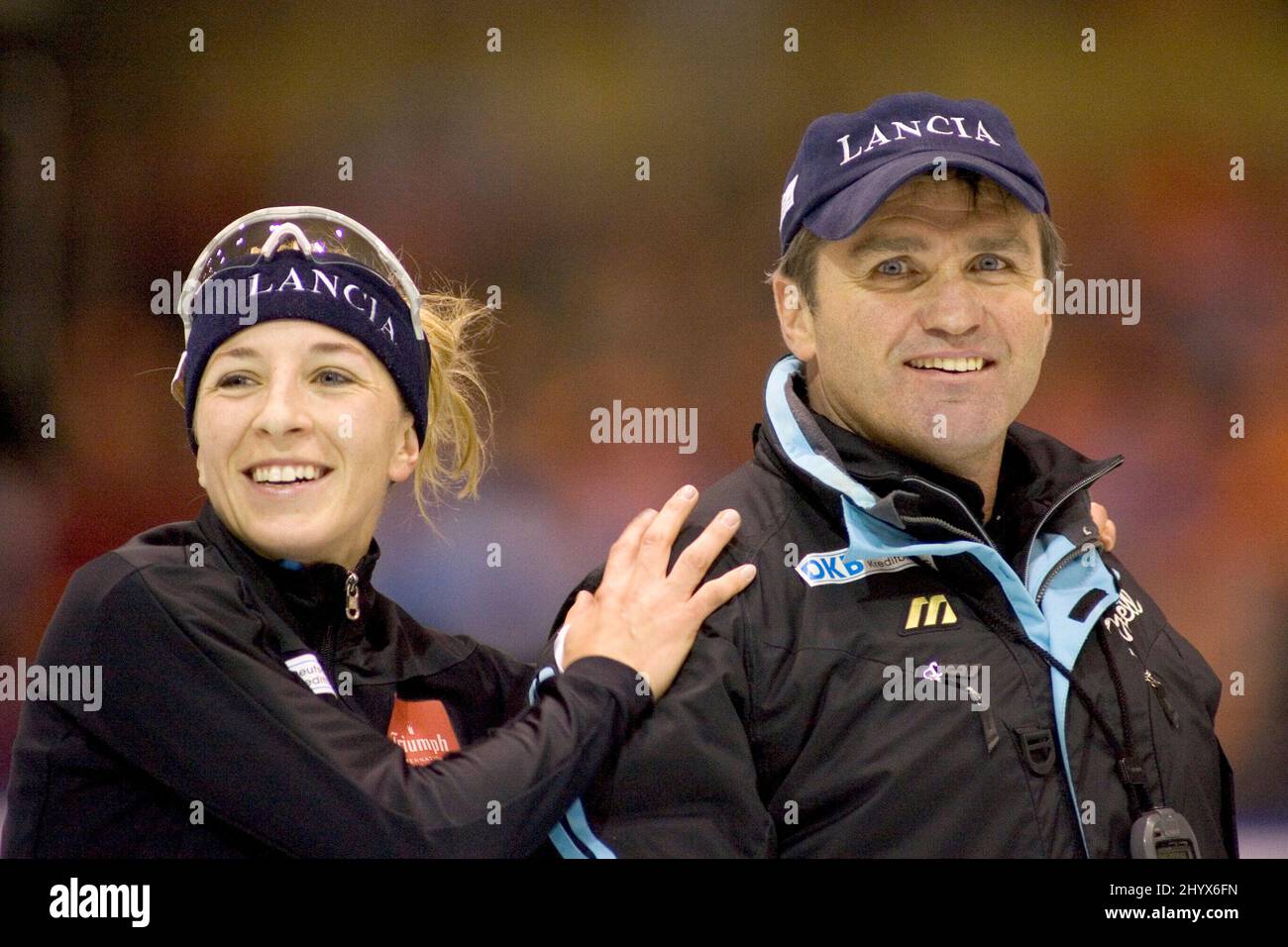 Heerenveen, Niederlande. 15th Mar, 2022. ARCHIVE PHOTO: Anni Friesinger-Postma's ex-coach died after a long illness. Anni FRIESINGER (GER) cheers with her coach Markus EICHER Speed Skating All-Around European Championships on January 8th, 2005 Credit: dpa/Alamy Live News Stock Photo