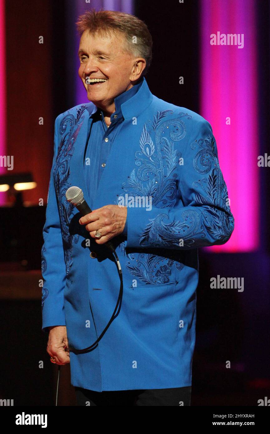 Bill anderson performing hires stock photography and images Alamy