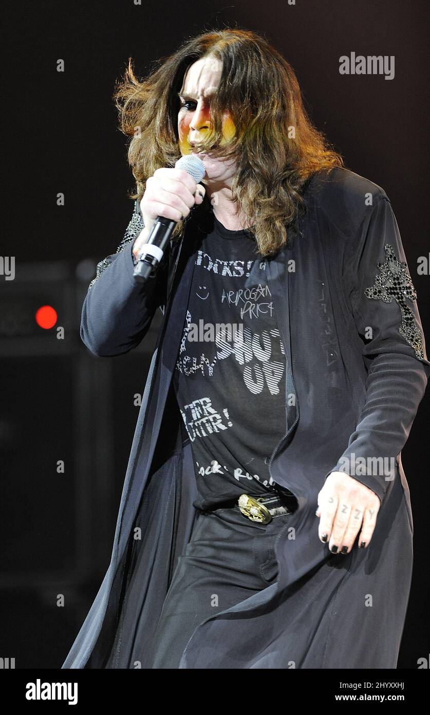 ミュージシャン ozzy osbourne Rock Cellar Magazine - Out Now: Ozzy Osbourne Ponders