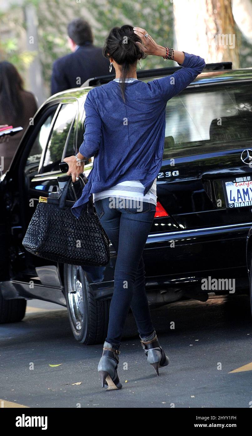 Zoe Saldana stops by the L.A. Mart, West Hollywood, California. Stock Photo