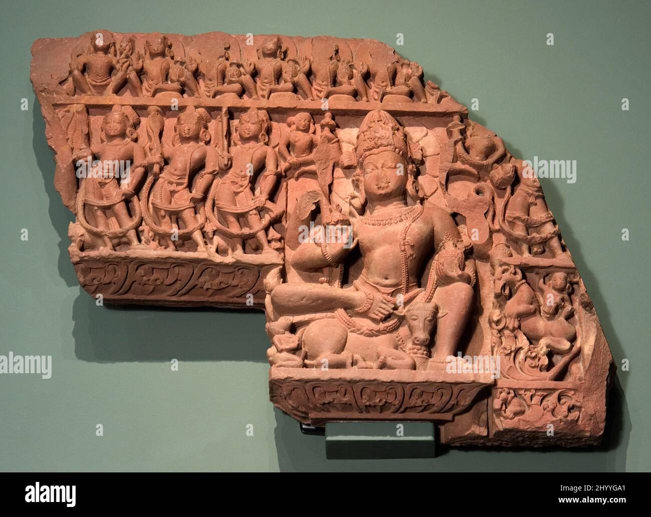 Stone carved deities hi-res stock photography and images - Alamy