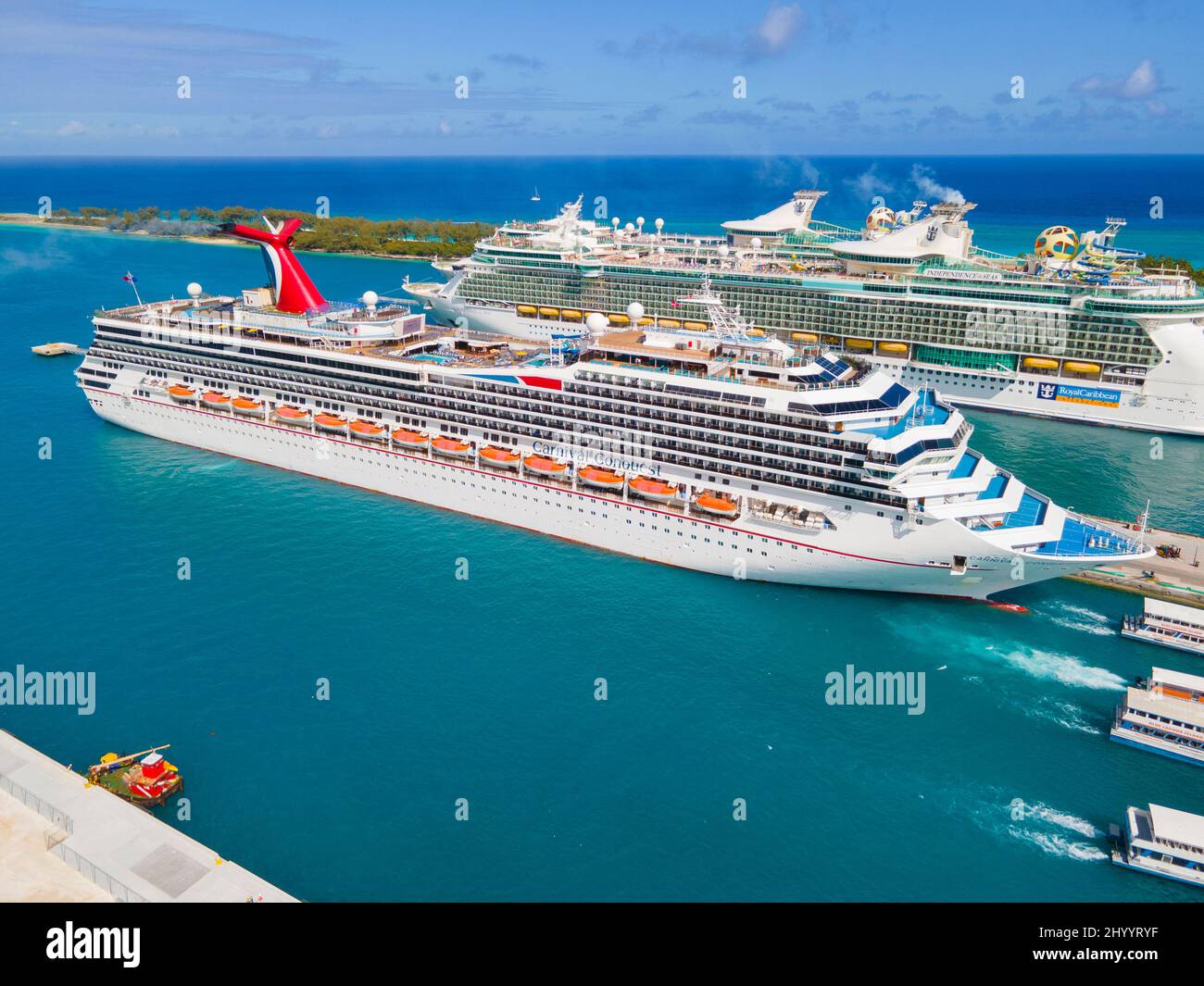 Cruise ship Carnival Conquest docked at Nassau Harbour, Nassau, New ...