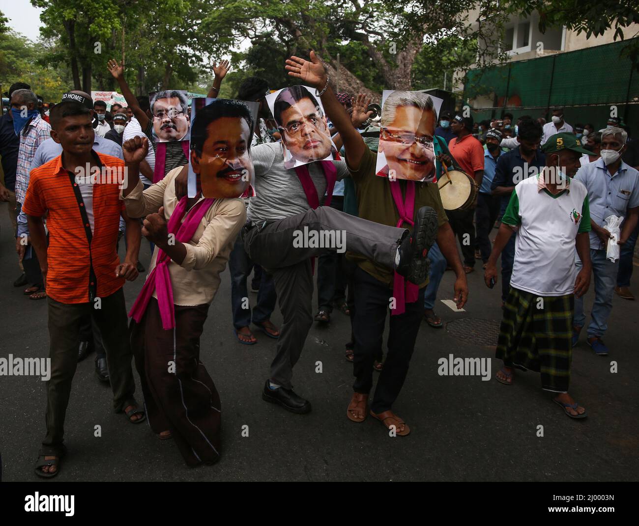 March 15, 2022, Colombo, western province, Sri Lanka: Opposition activists protest against the worsening economic crisis that has brought fuel shortages and spiralling food prices in Colombo, Sri Lanka, March 15, 2022. (Credit Image: © Pradeep Dambarage/ZUMA Press Wire) Stock Photo