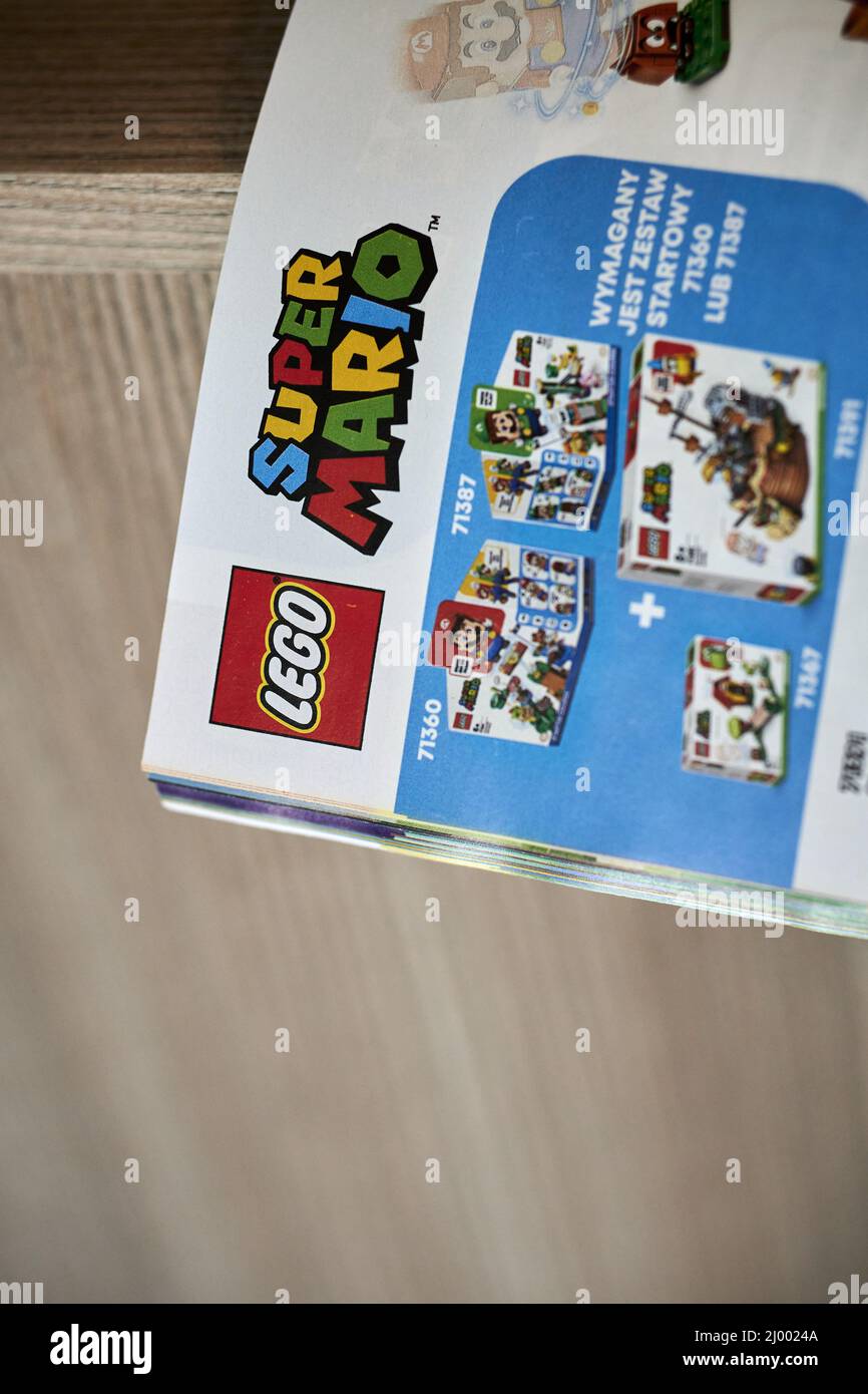 Lego brochure with Super Mario sets on a table Stock Photo - Alamy