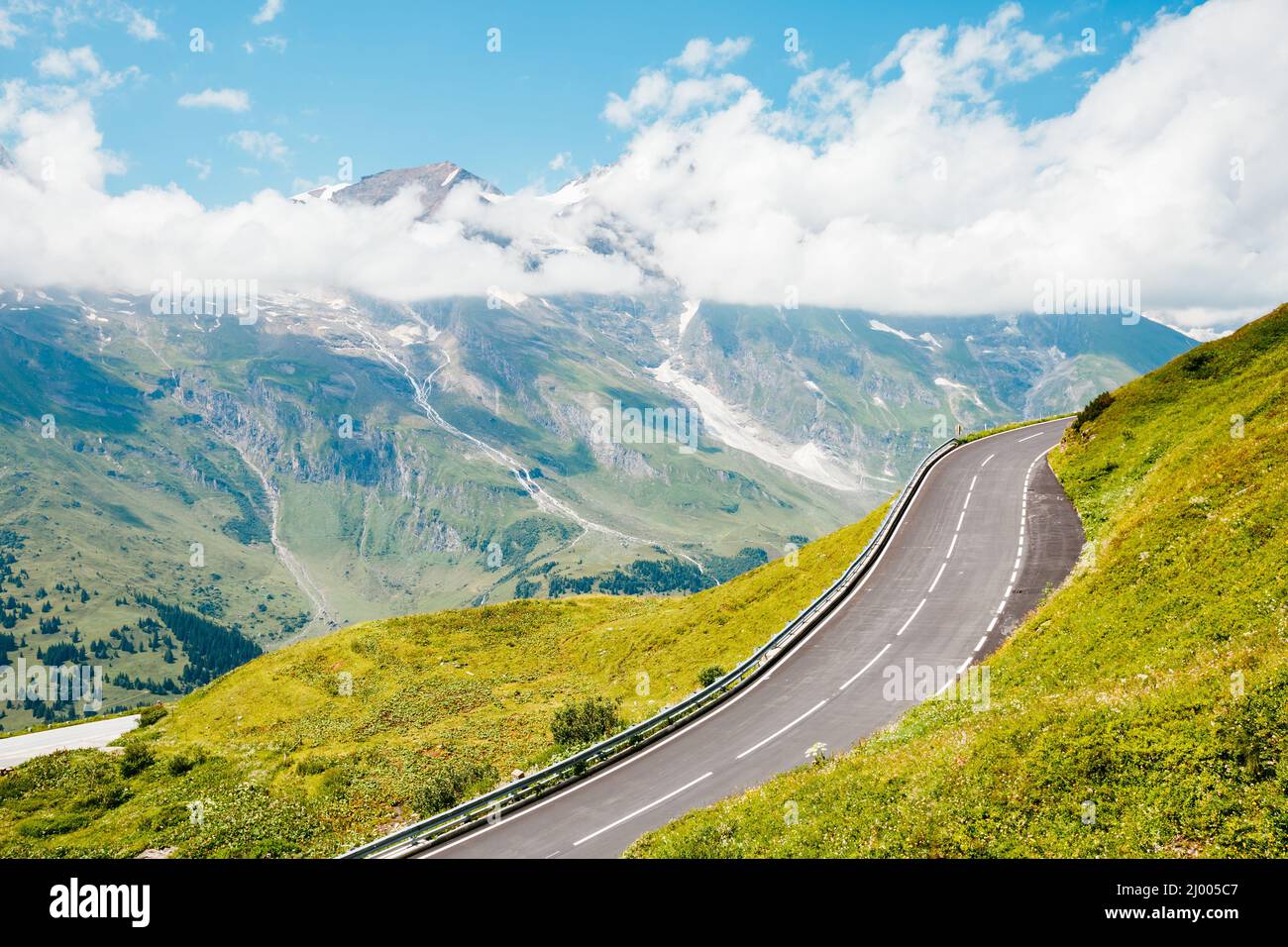 Scenic surroundings near the Grossglockner High Alpine Road. Great and gorgeous day scene. Famous tourist attraction. Location place Hochtor Pass, Sal Stock Photo