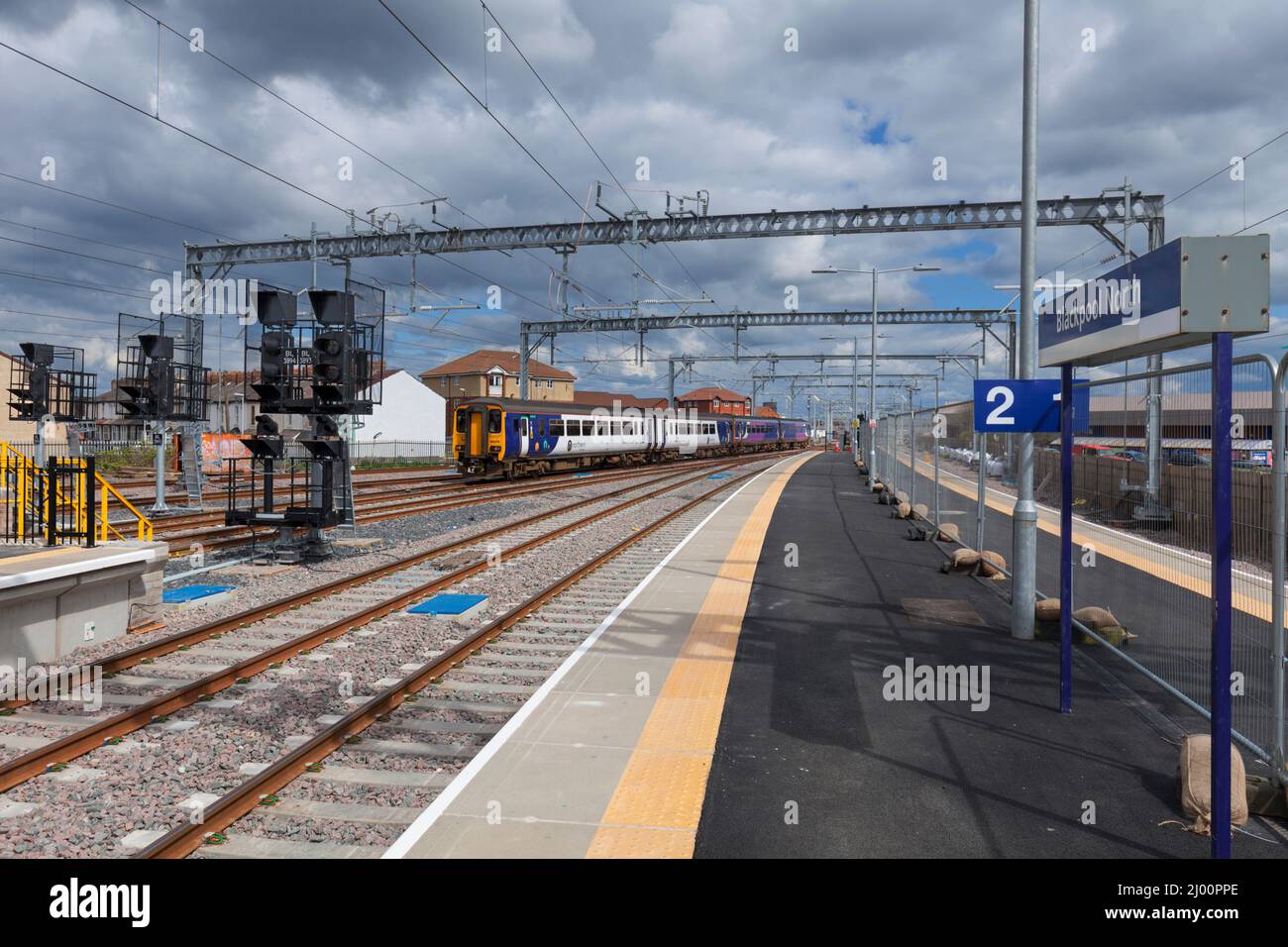 2 Northern Rail class 156 diesel sprinter train 156479 + 156471 arriving at the electrified