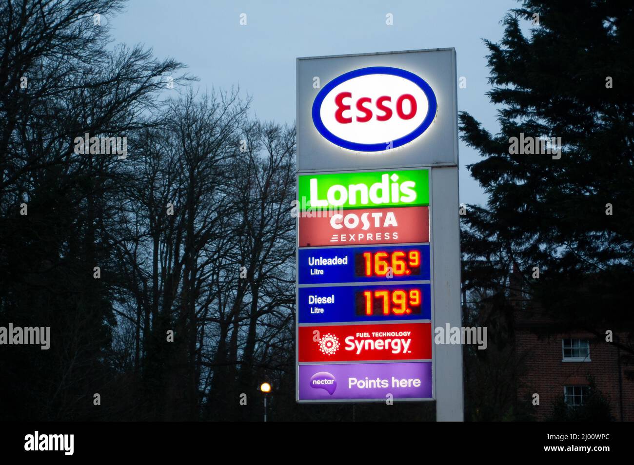 Beaconsfield, Buckinghamshire, UK. 15th March, 2022. Drivers were