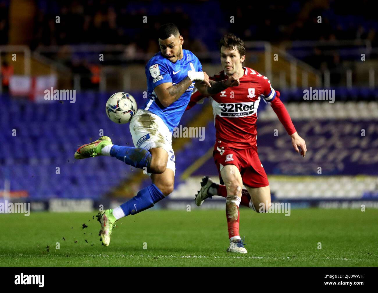 Birmingham City's Onel Hernandez (left) controls the ball under pressure from Middlesbrough's Jonny Howson during the Sky Bet Championship match at St. Andrew's, Birmingham. Picture date: Tuesday March 15, 2022. Stock Photo