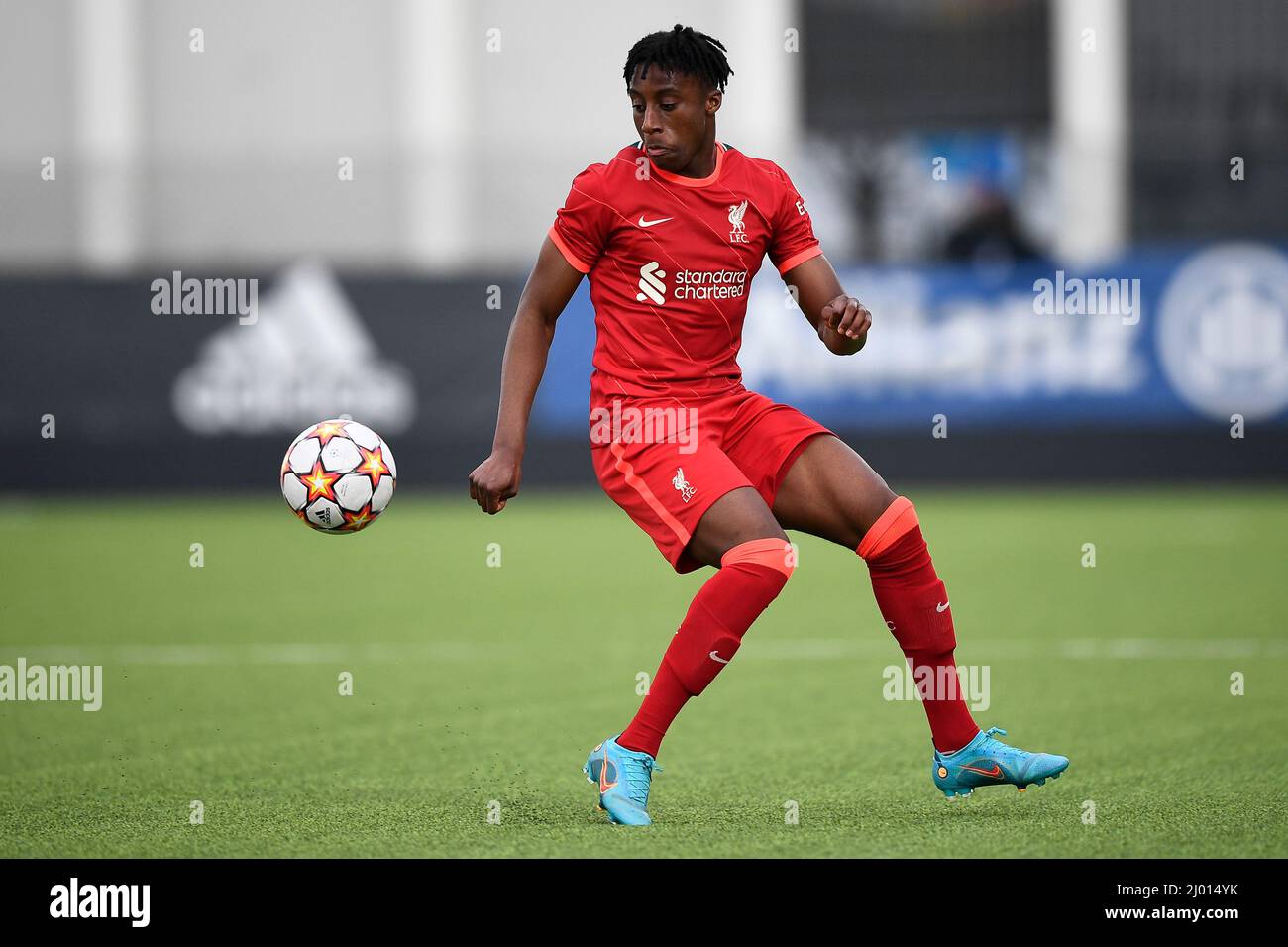 Vinovo, Italy. 15 March 2022. Isaac Mabaya of Liverpool FC U19 during the UEFA Youth League quarterfinal football match between Juventus FC U19 and Liverpool FC U19. Credit: Nicolò Campo/Alamy Live News Stock Photo