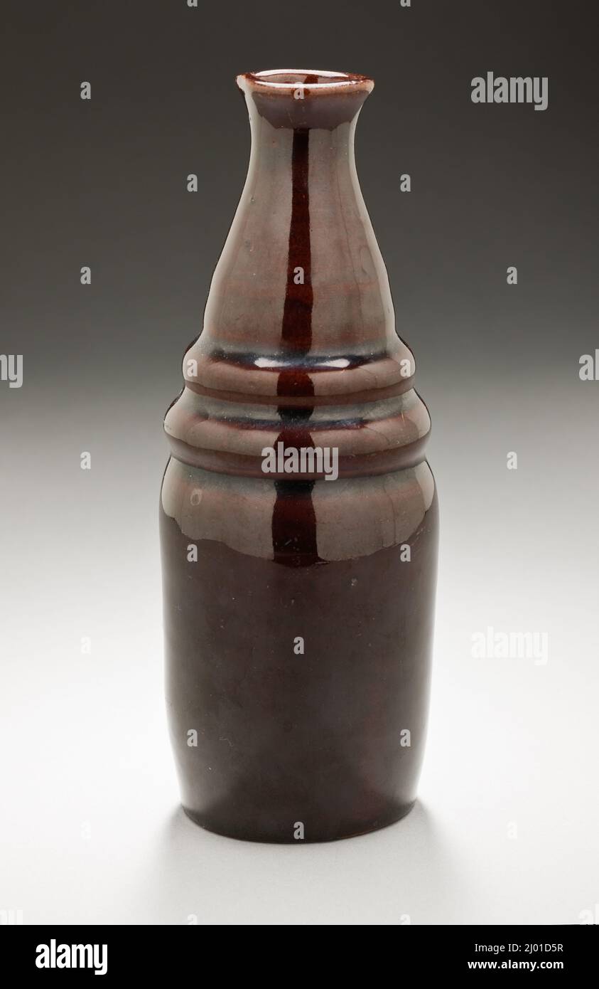 Early 19th Century Sake Bottle with Tan Crackle Glaze Early 19th Century Sake Bottle with Tan Crackle Glaze