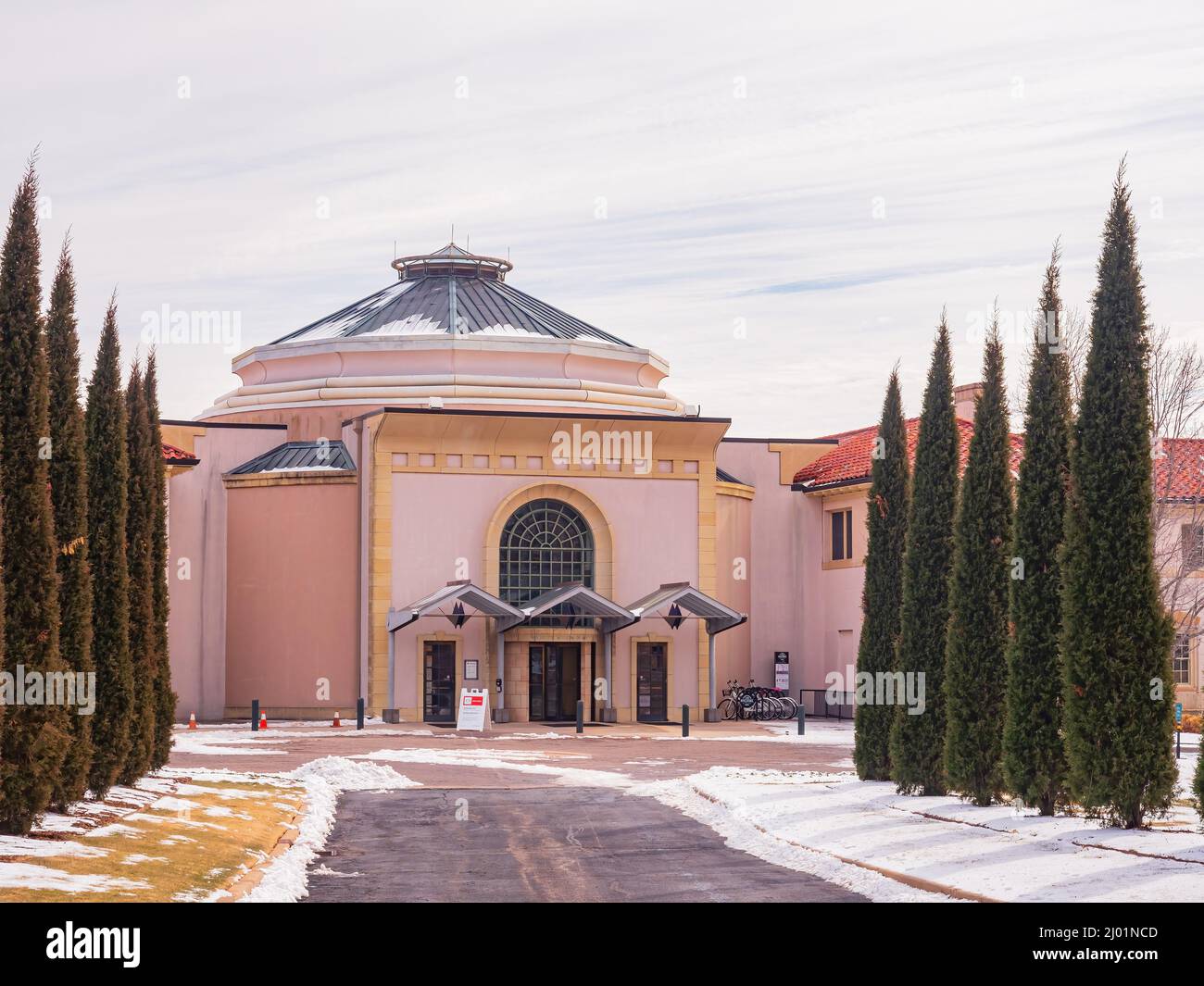 Tulsa, FEB 26 2022 - Exterior view of the main building of Philbrook Museum of Art Stock Photo