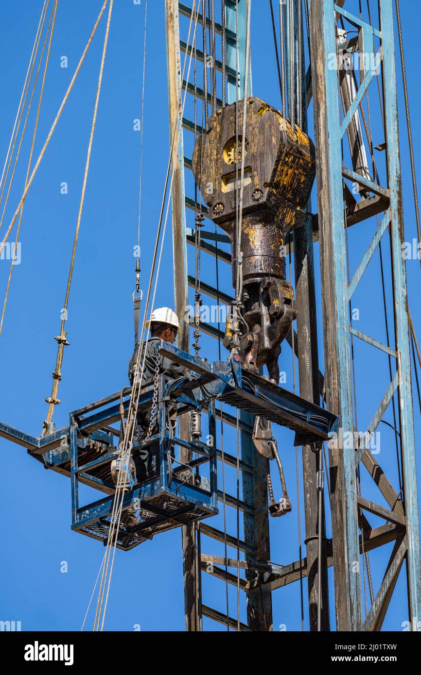 rod basket <a href='https://www.ruidapetroleum.com/product/category/Drilling-Rig-and-Workover-Rig'>workover rig</a> manufacturer