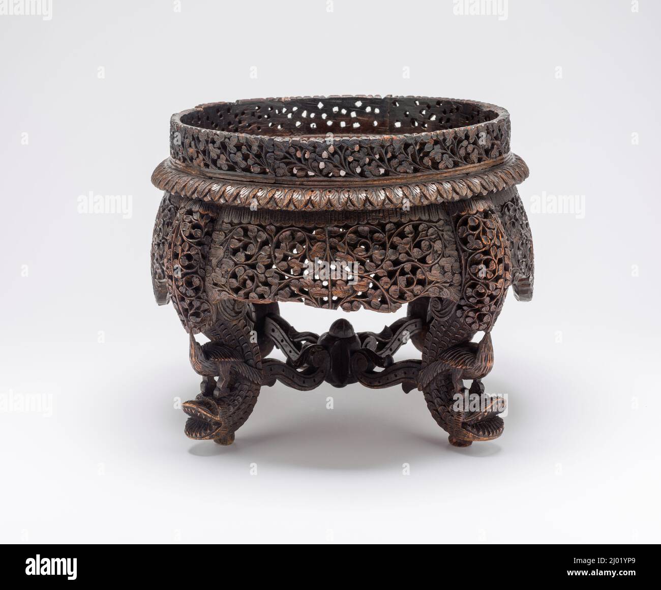 Stand. India, Maharashtra, Mumbai (Bombay), circa 1875. Furnishings