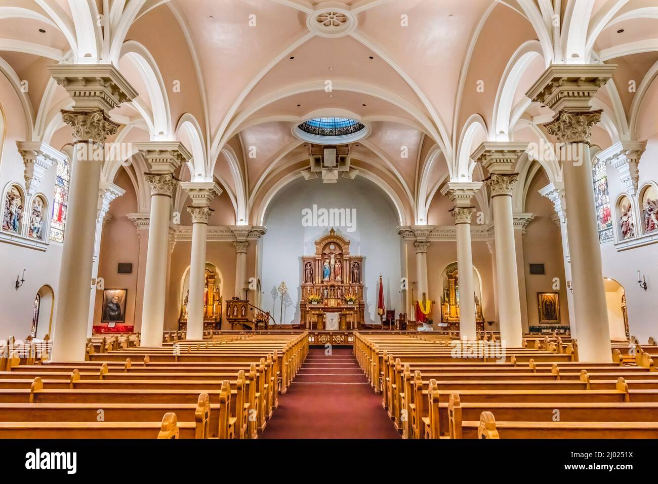 Basilica Statues Mary Jesus Saint Mary Basilica Church Immaculate