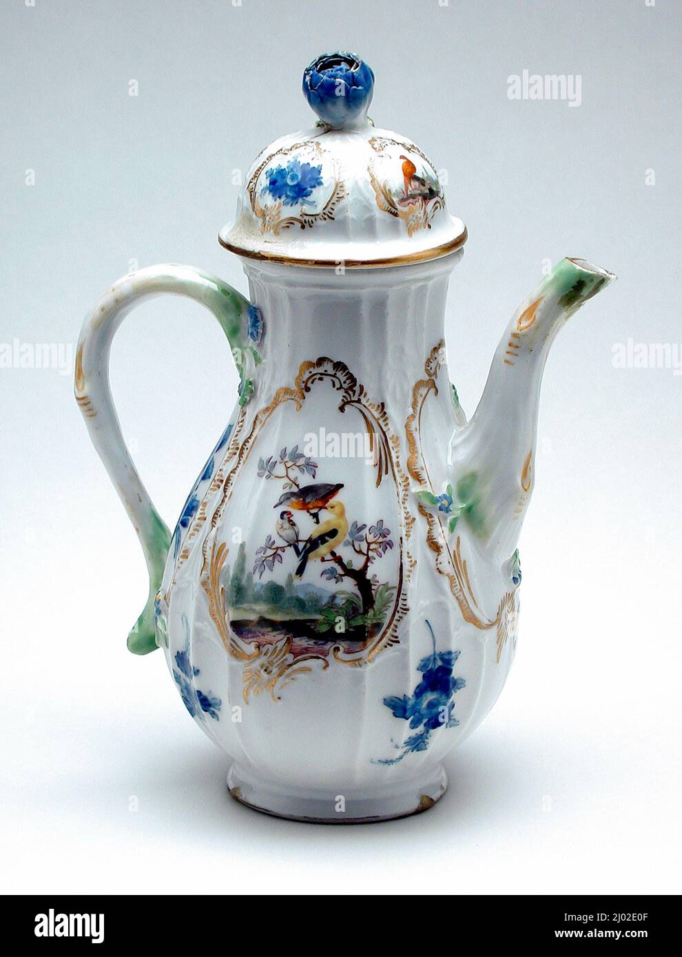 Small Coffee Pot. Meissen Porcelain Manufactory (Germany, Meissen