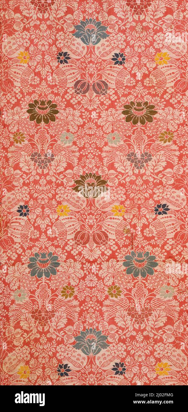 Textile Panel. England, Norwich, mid-18th century. Textiles; panels. Wool damask with wool discontinous supplementary-weft patterning (brocade) Stock Photo