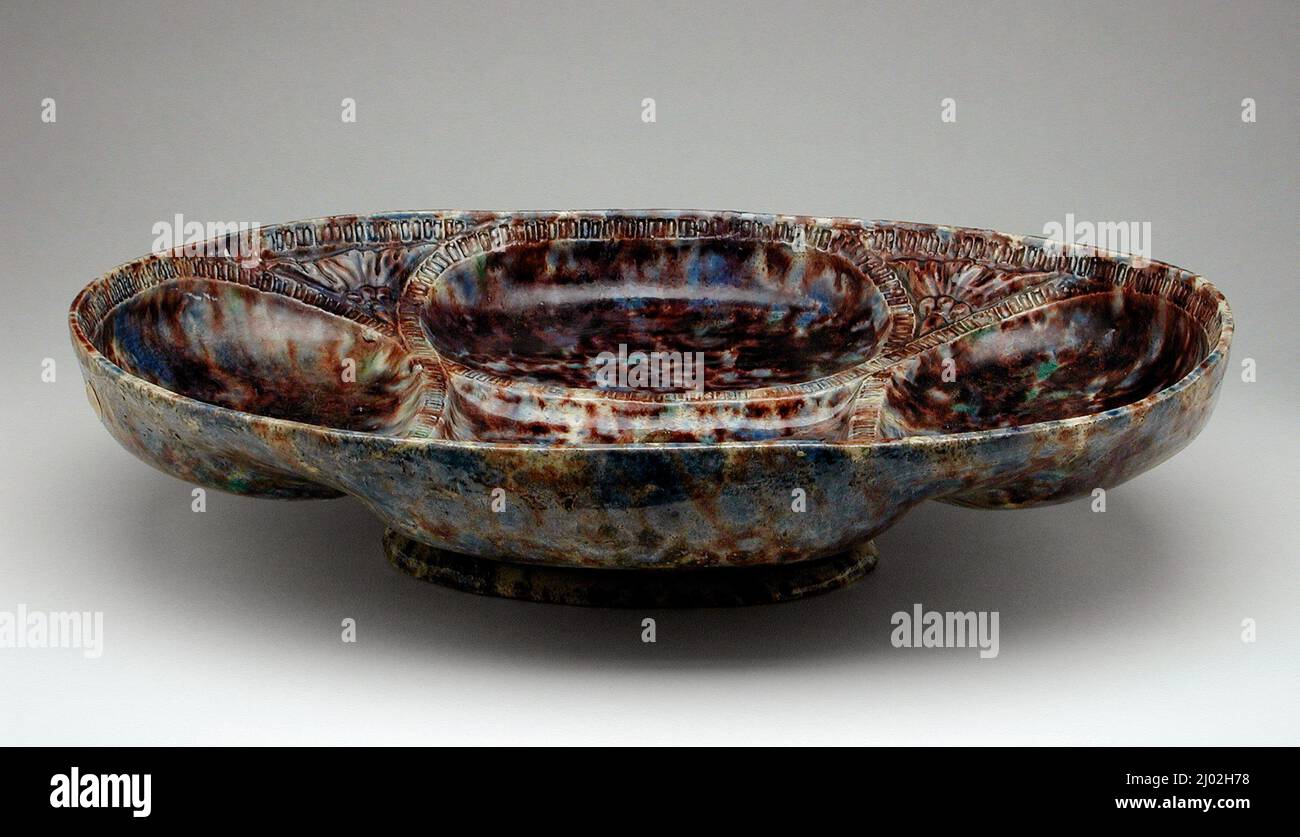 Oval Dish with Jasper Glaze. Palissy (after), Bernard (France, 1509–1590). France, circa 1560-1600. Furnishings; Serviceware. Lead-glazed earthenware, Palissy ware Stock Photo