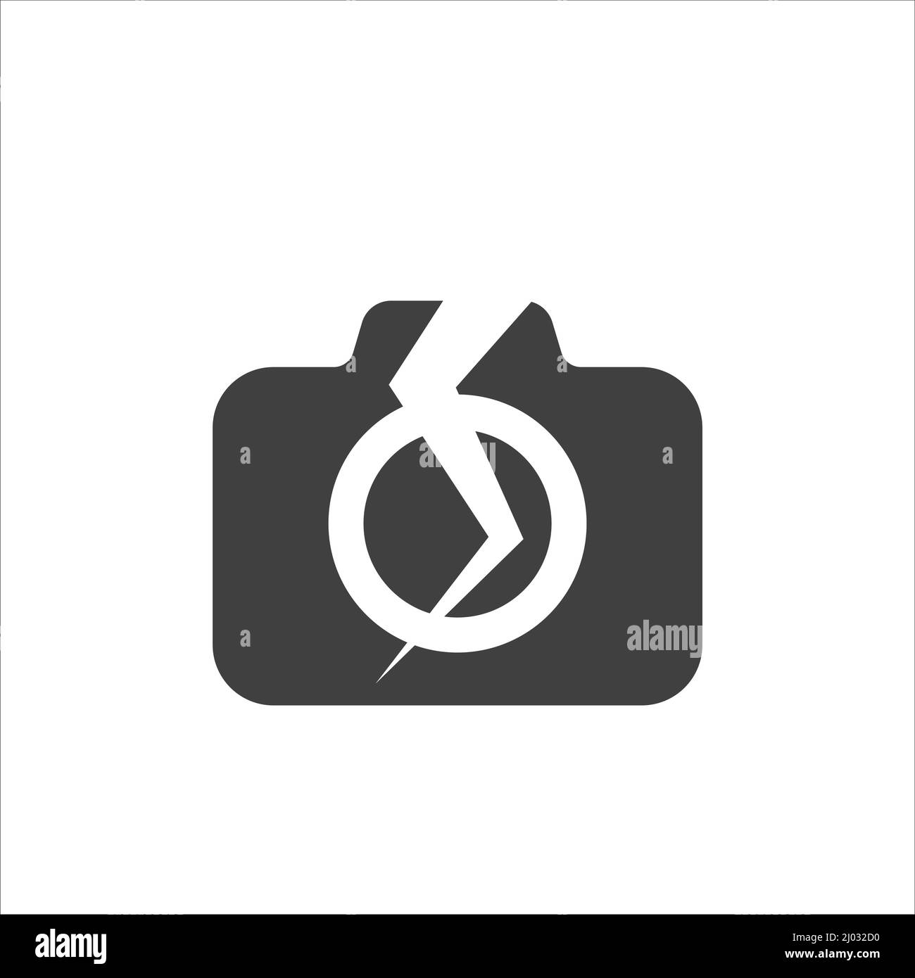 Broken camera icon. Cartoon of broken camera vector icon for web design