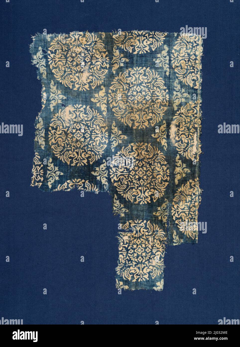 Textile Fragment. India, Gujarat, Probably 13th -14th century. Textiles ...