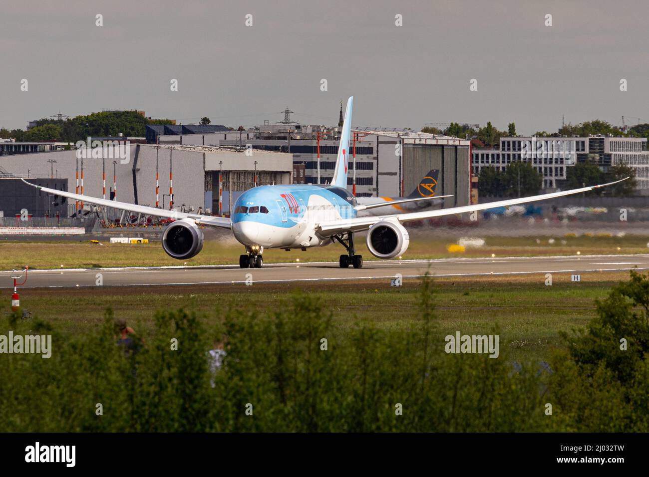 TUI Airlines Netherlands Boeing B787-8 Dreamliner PH-TFM Stock Photo