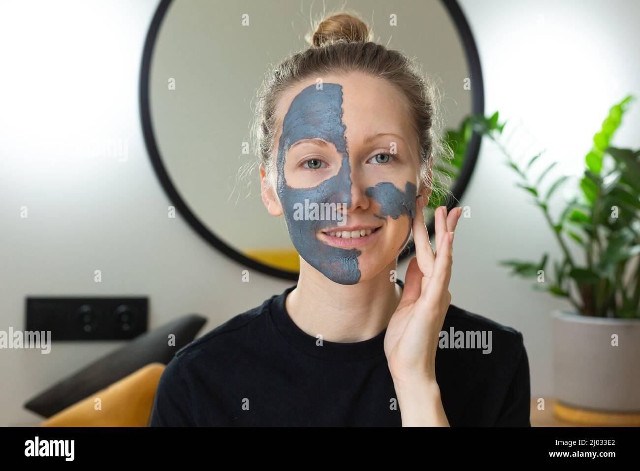 Home beauty care procedures hi-res stock photography and images - Alamy