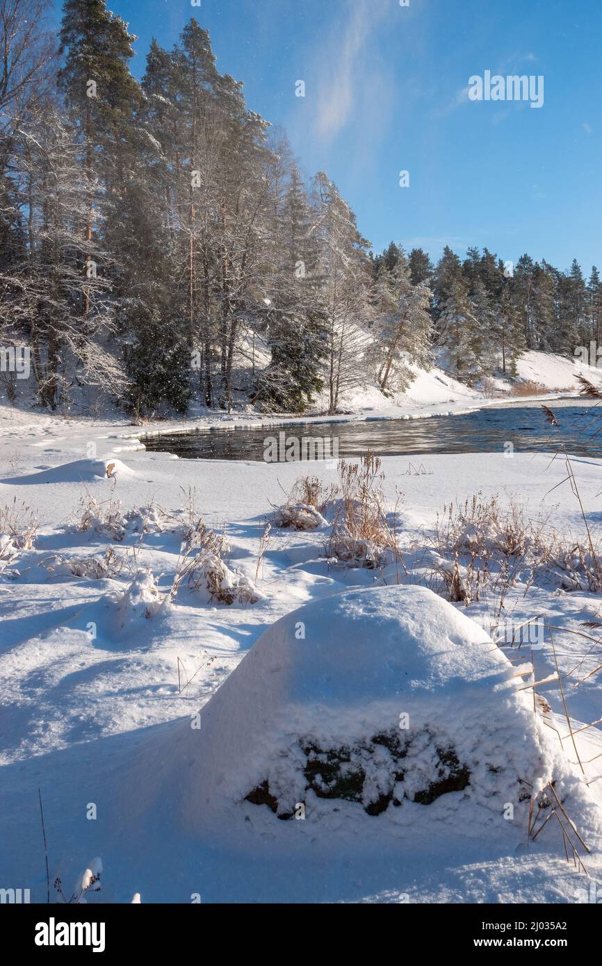 Big Cold Rivers Cold water river hi-res stock photography and images - Alamy