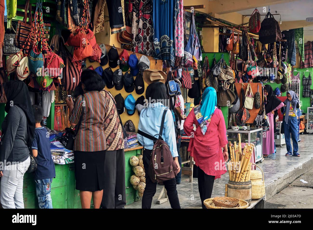 Family travel bags kids hi-res stock photography and images - Alamy