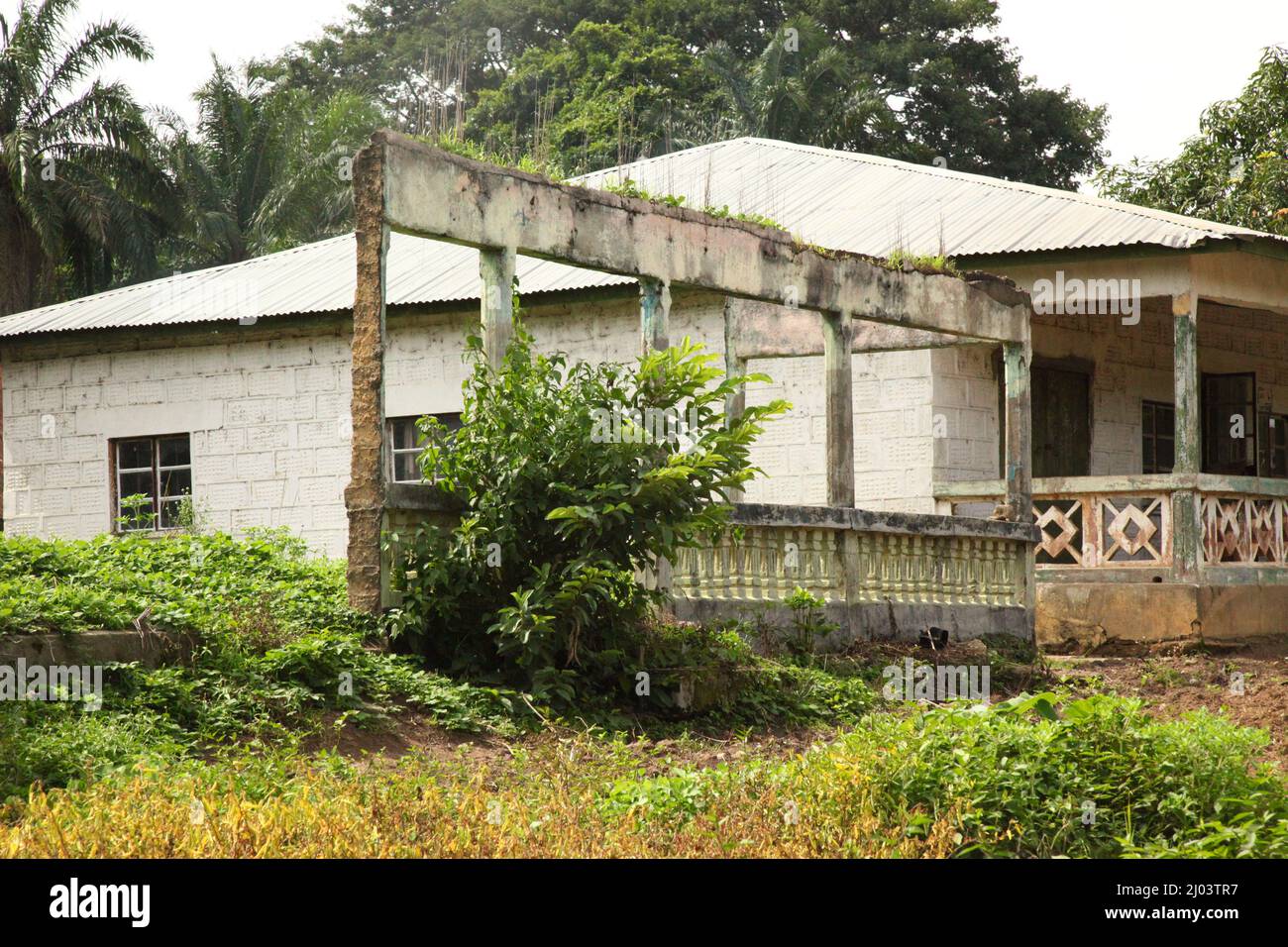 Village houses of Sierra Leone, Africa Stock Photo Alamy