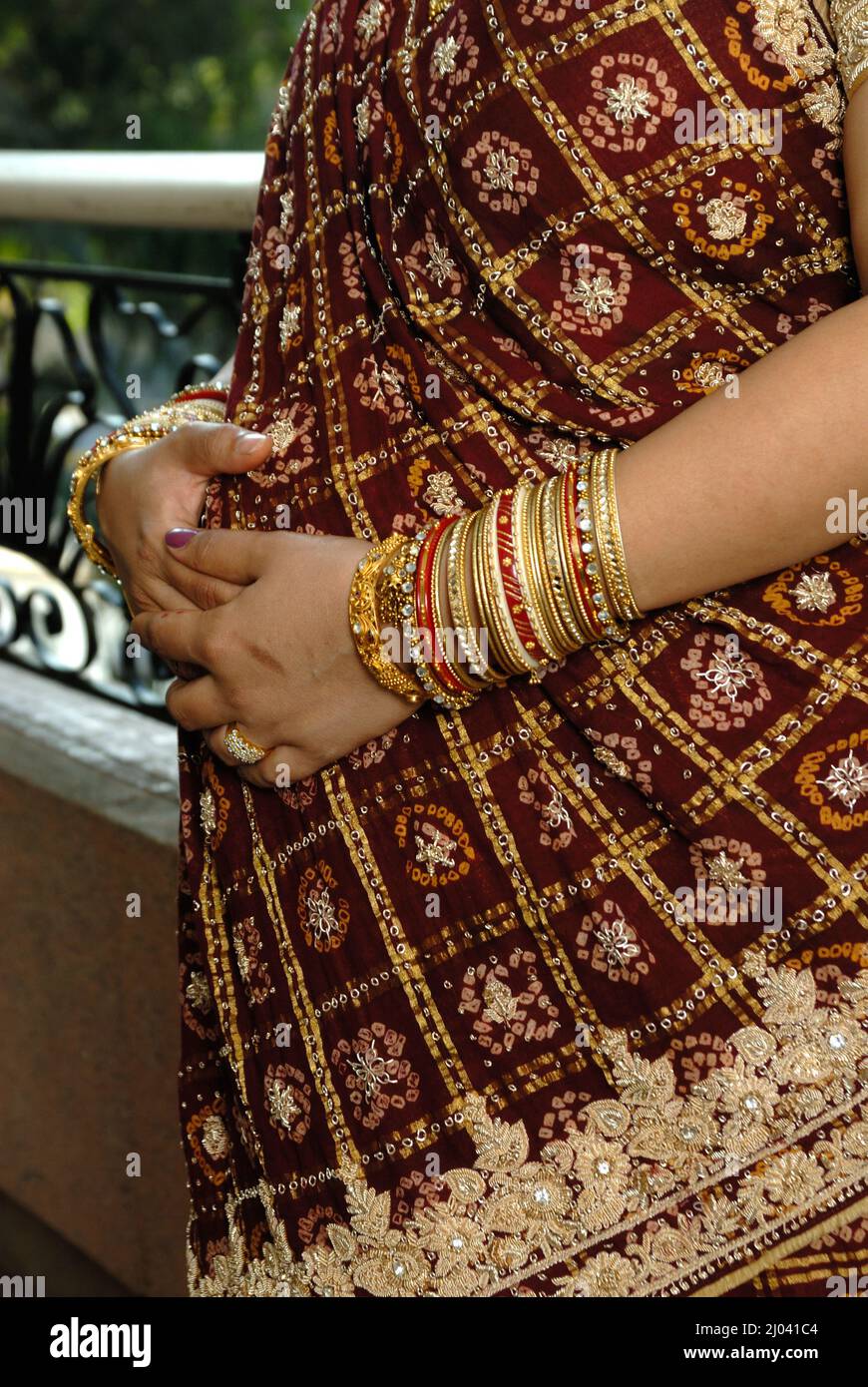 Mumbai, Maharashtra, India, Asia, Jan.. 04, 2007 - closeup of pregnant hindu gujarati Indian woman Stock Photo