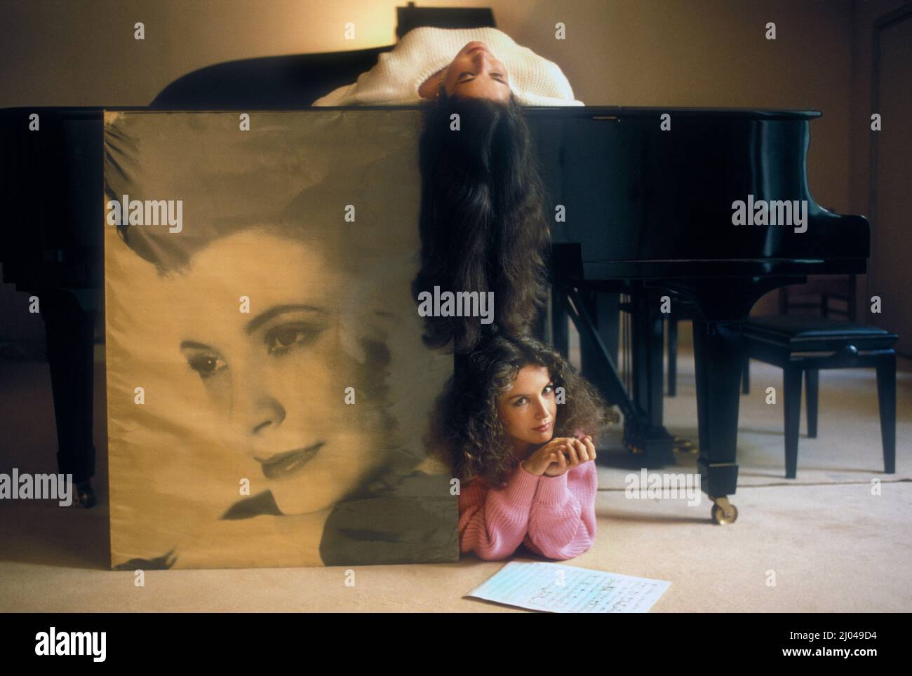 Piano duo the Labeque Sisters in Paris 1983 Stock Photo