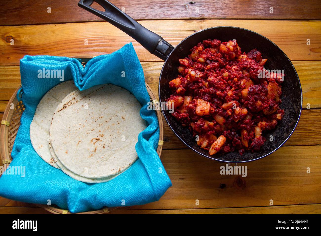 Authentic mexican potatoes with chorizo Stock Photo Alamy